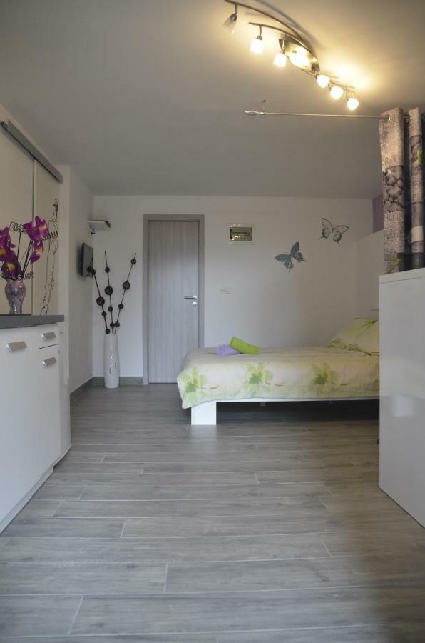 Apartments Lilly - Studio Rijeka Dış mekan fotoğraf
